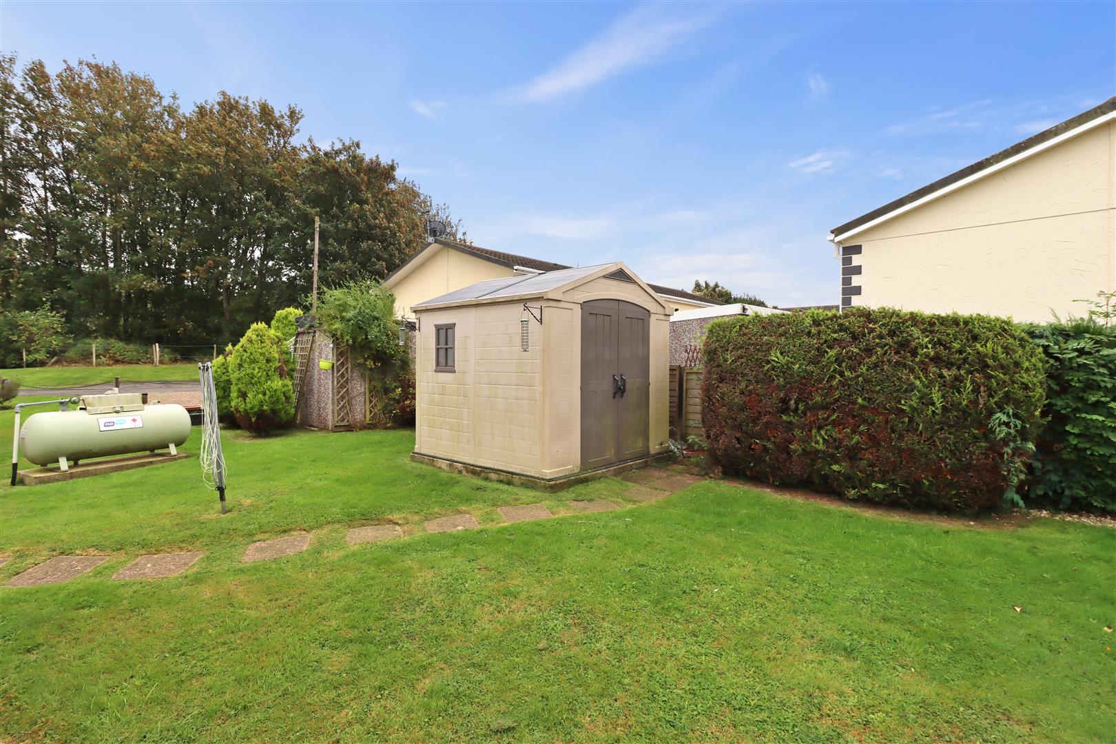 Bakers Farm, Upper Horsebridge, Hailsham Stevens and Carter